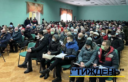 Кінець епопеї двовладдя: в Боромлянському ТДВ «Маяк» акціонери обрали законного керівника