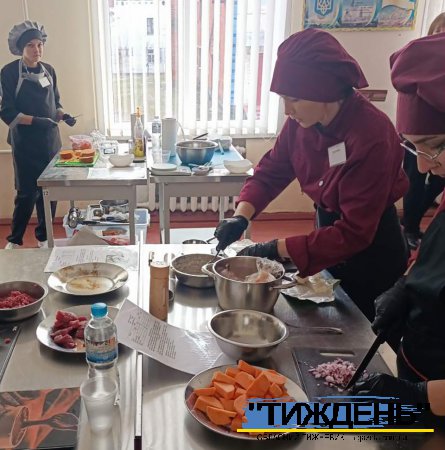 Охтирський центр профтехосвіти провів у Тростянці конкурс кулінарів