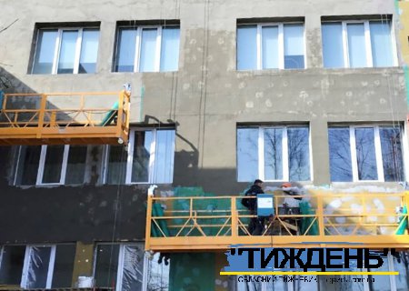 У Тростянецькій лікарні після ракетного удару відновилися ремонтні роботи