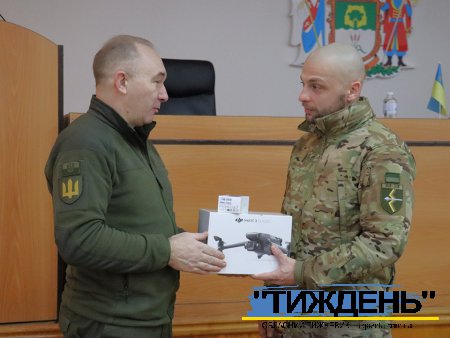 Тростянеччина передала вже шостий з початку зими квадрокоптер для ЗСУ