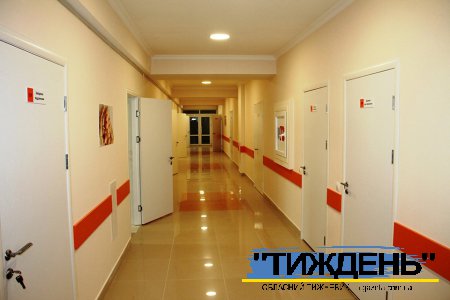 Сумиоблздрав вимагає закриття пологового відділення у Тростянці
