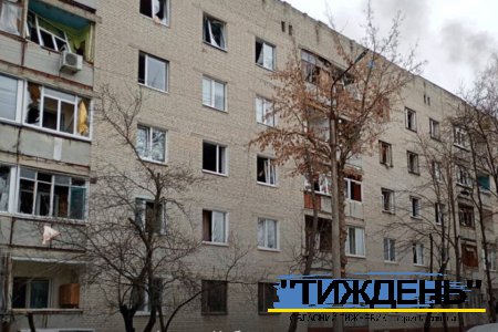 Росіяни ракетами ударили по житловому будинку, школі і дитячій лікарні Сум