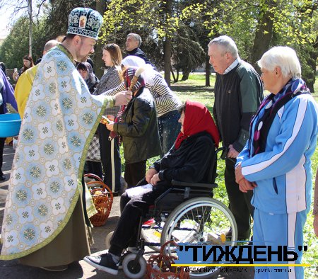 Великдень розпочався: паски освячували у Тростянці і Становій
