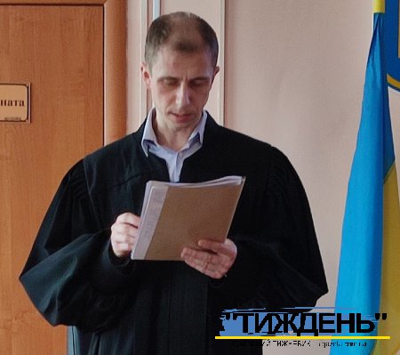 Тростянецький суд призначив покарання лікарці міської лікарні за корупційне правопорушення