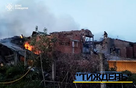 Ворог ударив ракетами та шахедами по Тростянцю