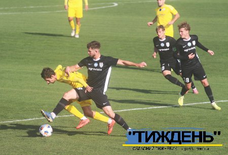 Осічка лідера: вдома "Тростянець" розписав скандальну нічию з "Олександрією-2"