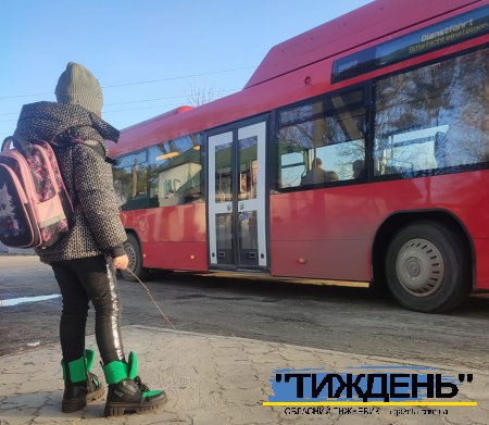 Подаровані швейцарськими партнерами автобуси вийшли на маршрути Тростянця