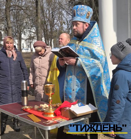 На Благовіщення православні Тростянеччини молилися за мир для нашої Батьківщини