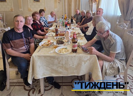 Випускники Тростянецької школи №2 зібралися разом через пів століття